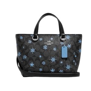 NWOT Authentic Coach Signature Snowflake Alice